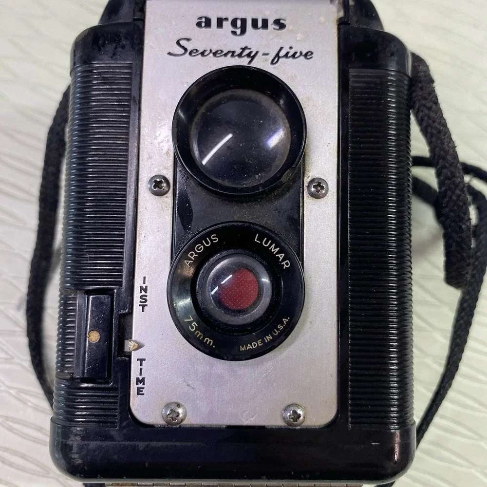 Vintage Argus Argoflex Camera 75 Seventy Five Lumar *UNTESTED*‎